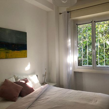 Lovely 2 Room Apartment With Small Garden มิลาน ภายนอก รูปภาพ