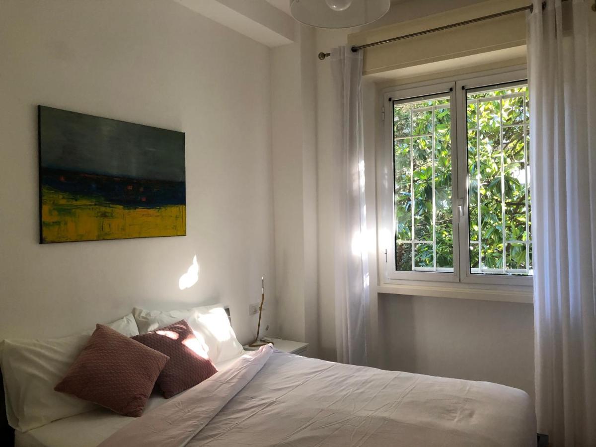 Lovely 2 Room Apartment With Small Garden มิลาน ภายนอก รูปภาพ