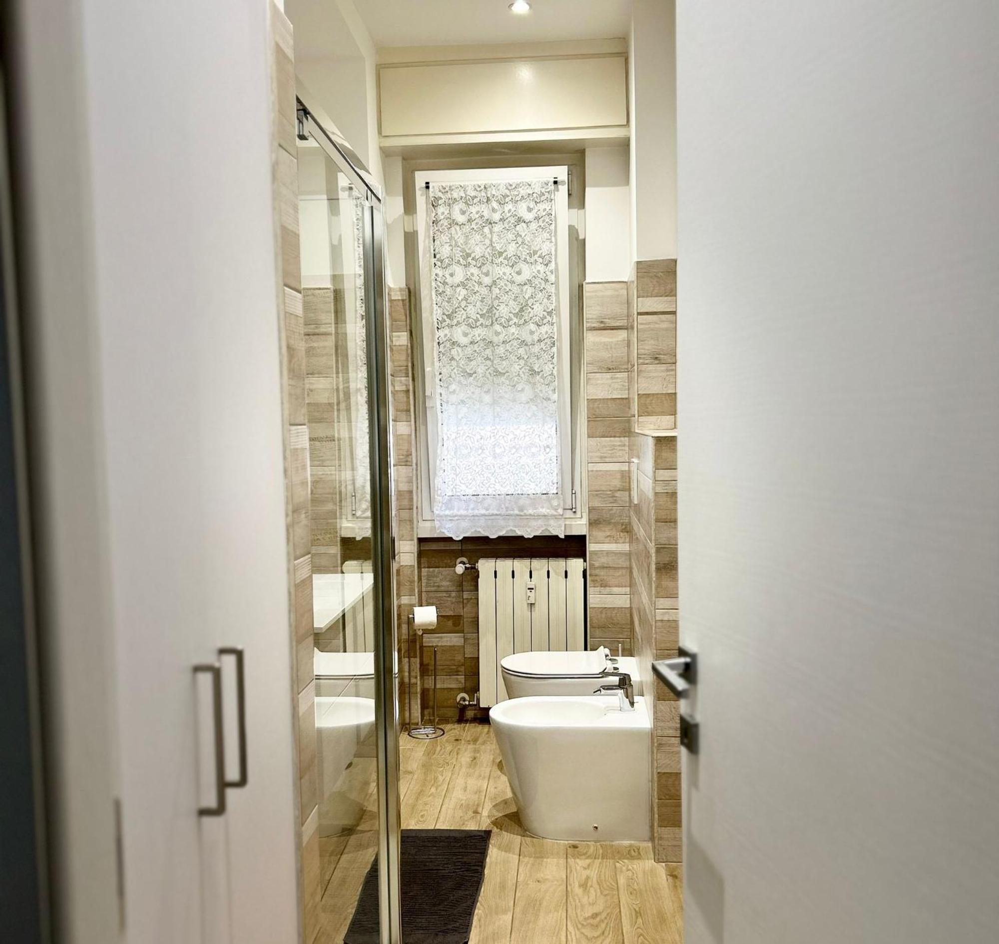 Lovely 2 Room Apartment With Small Garden มิลาน ภายนอก รูปภาพ